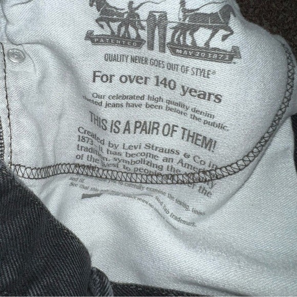 Levi’s Black 505 Jeans 38x32 Denim Regular Fit Straight - Picture 11 of 12